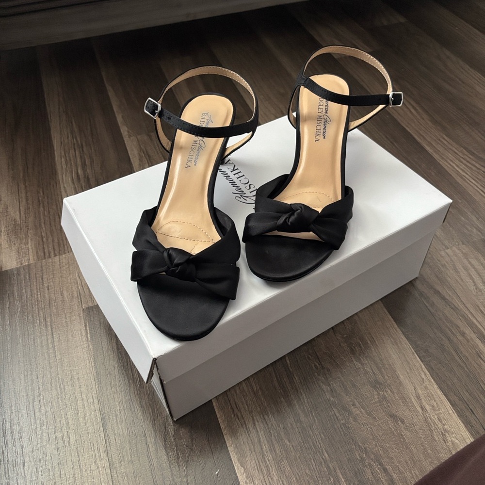 Badgley Mischka Satin Black Heels with Bow